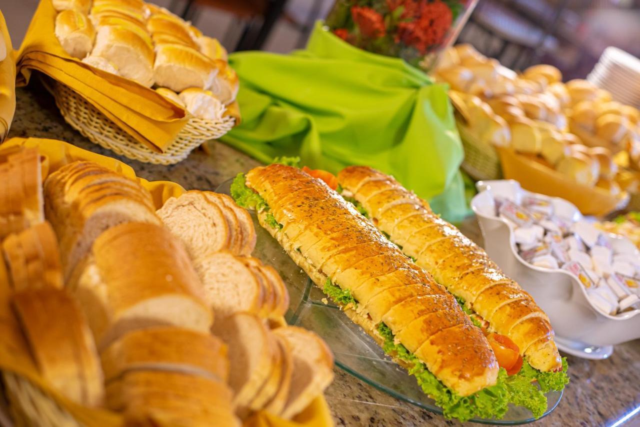 Porto Carleto Temporadas - Quarto No Portobello Park Hotel ปอร์โตเซกูโร ภายนอก รูปภาพ